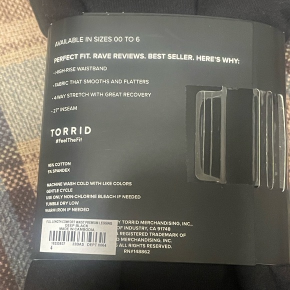 NEW TORRID Sz 4 Plus 4X Black Premium Full Length Leggings - Picture 2 of 3